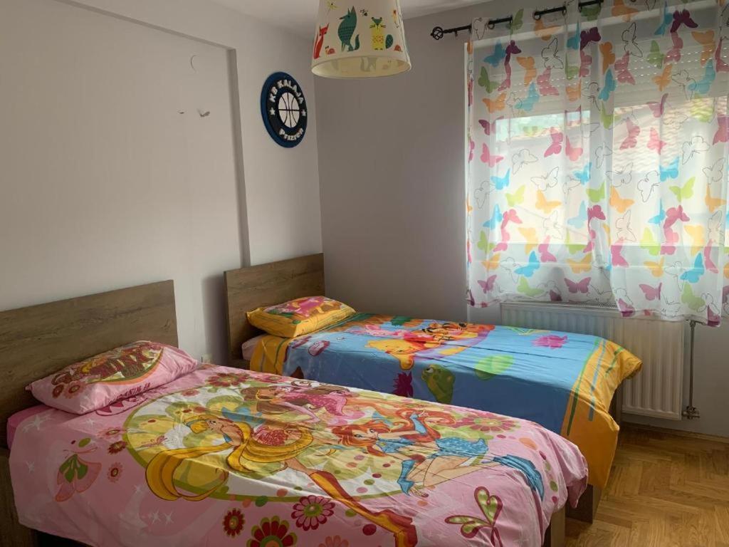 Cozy City Center Apartment 普里兹伦 外观 照片
